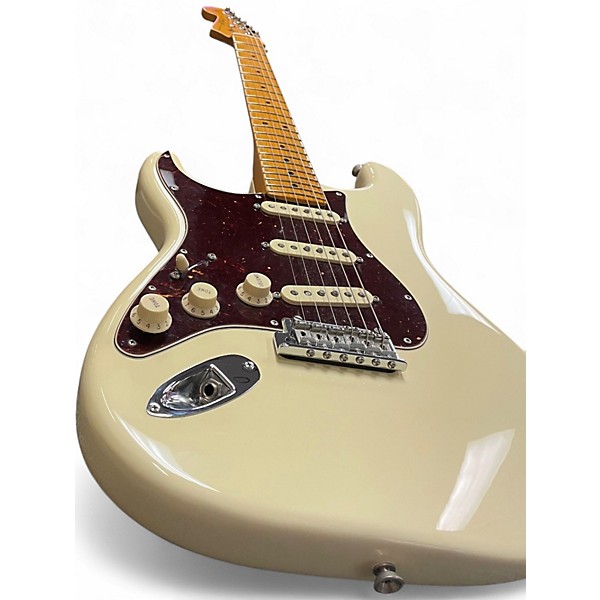 Used Fender American Professional II Stratocaster Cream Solid Body Electric Guitar