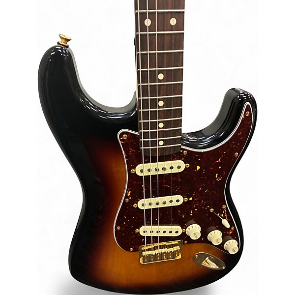 Used Fender Artist Series Robert Cray Stratocaster 3 Tone Sunburst Solid Body Electric Guitar