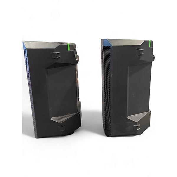 Used Mackie Thump go pair Powered Speaker