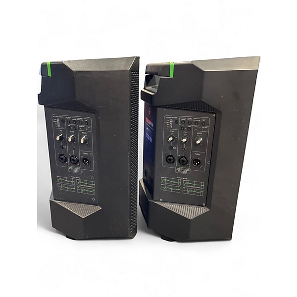 Used Mackie Thump go pair Powered Speaker