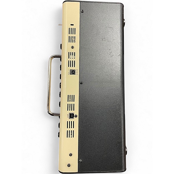 Used Yamaha THR10 10W Desk Top Modeling Guitar Combo Amp
