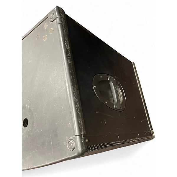 Used Behringer eurolive b1800d Powered Subwoofer