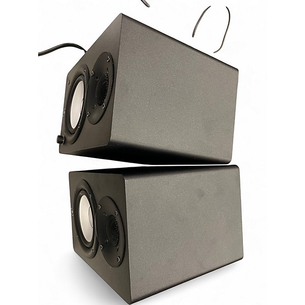 Used Yamaha hs4 Powered Monitor