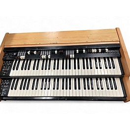 Used Legend VISCOUNT Organ