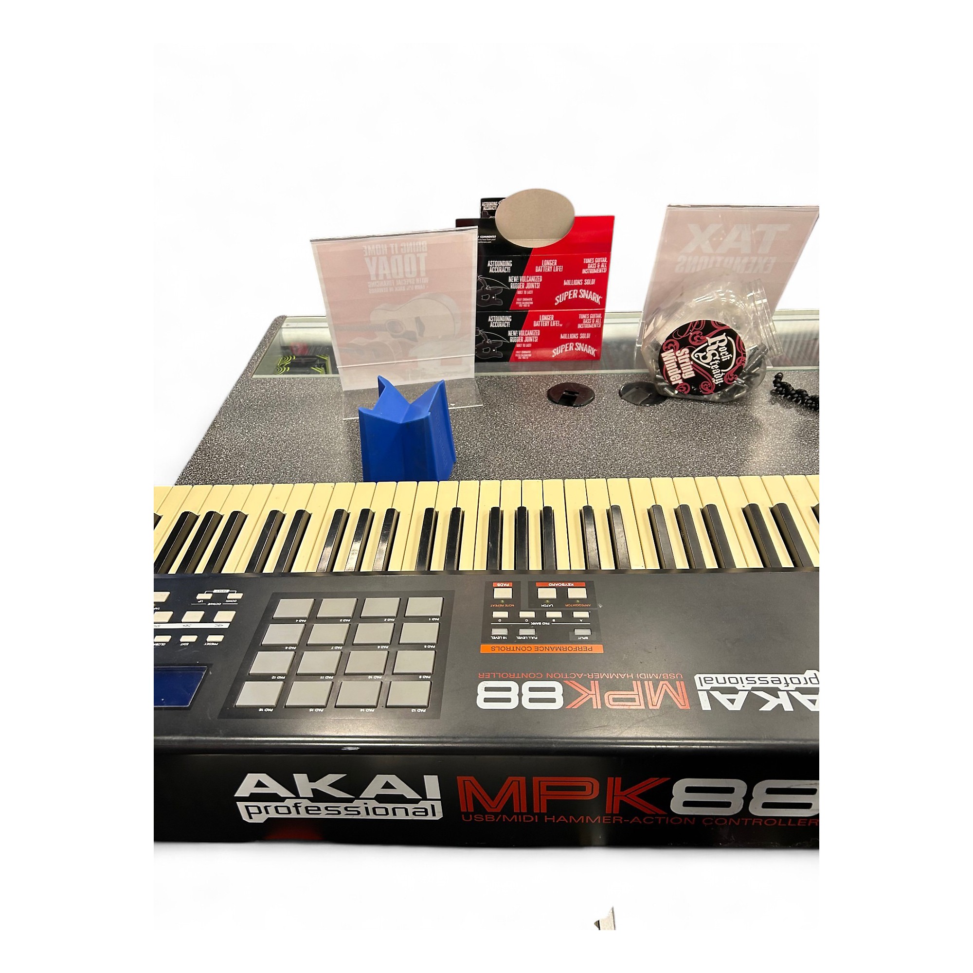 Used Akai Professional MPK88 88 Key MIDI Controller | Guitar Center