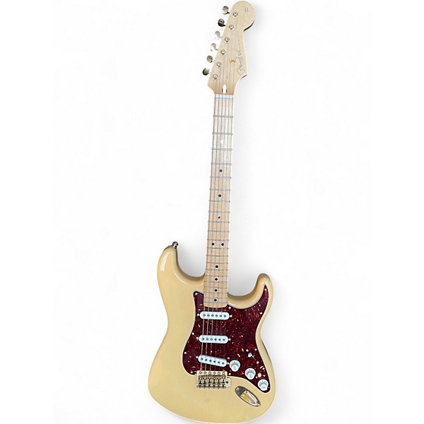 Used Fender Deluxe Players Stratocaster Honey Blonde Solid Body Electric Guitar
