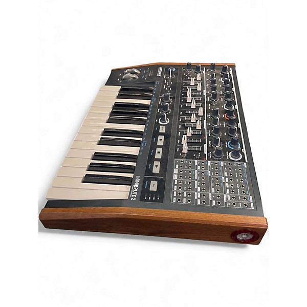 Used Arturia Minibrute 2 Synthesizer