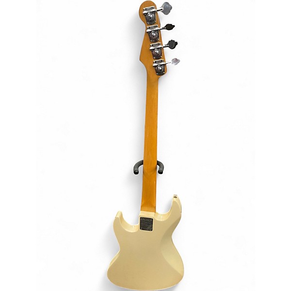 Used Fender JP-90 White Electric Bass Guitar