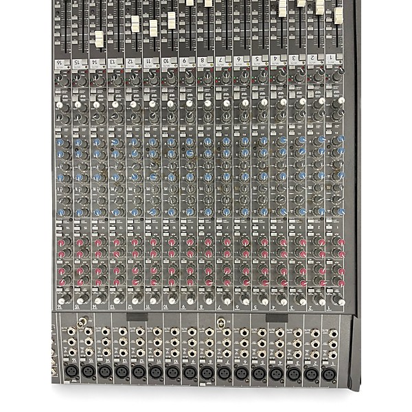 Used Mackie 8 Bus Mixing Console Powered Mixer