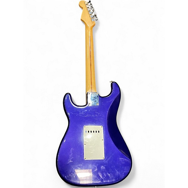 Used 2001 Fender Standard Stratocaster Midnight Blue Solid Body Electric Guitar