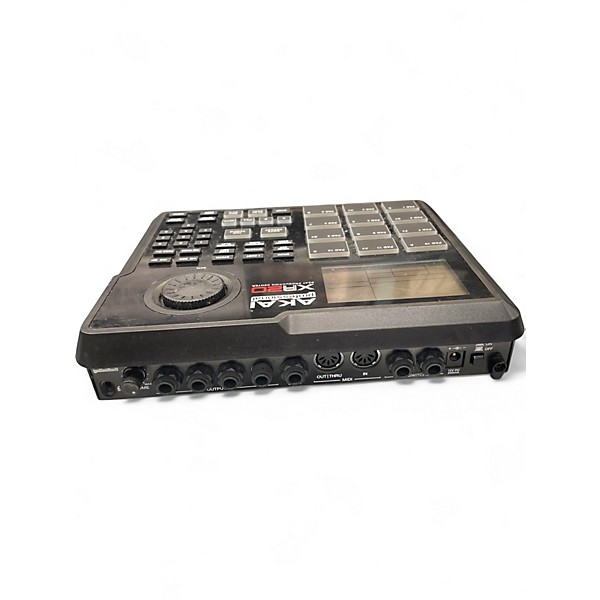 Used Akai Professional XR20 Beat Production Center Production Controller
