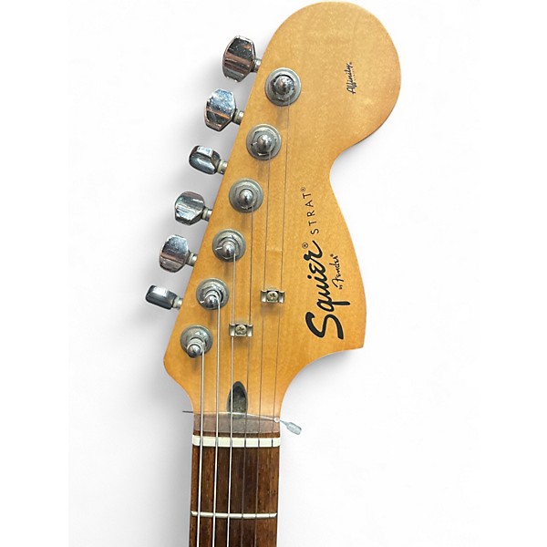 Used Squier Affinity Stratocaster Candy Apple Red Metallic Solid Body Electric Guitar