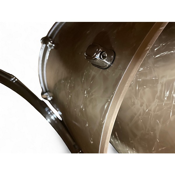 Used TAMA Starclassic Walnut/Birch 5pc Seafoam Pearl Drum Kit