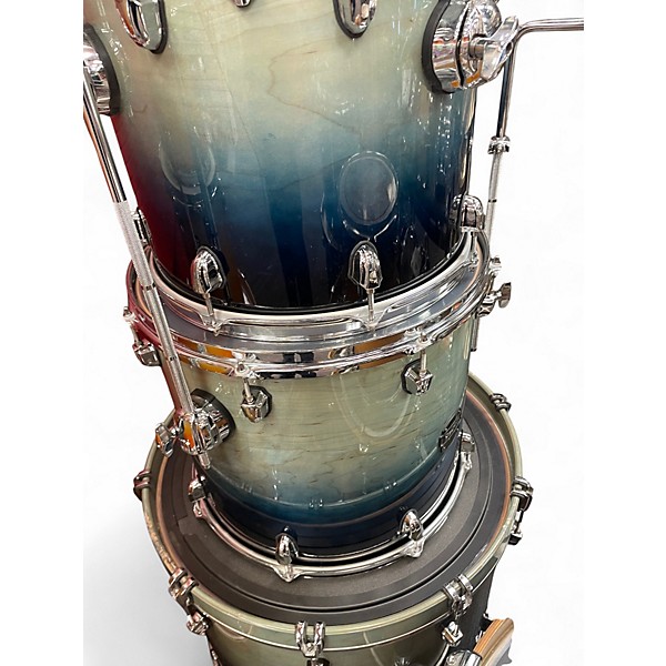 Used Mapex Saturn Studioease 5pc with 22" Kick Blue Drum Kit