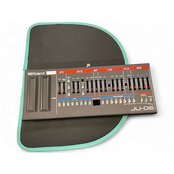 Used Roland JU-06 Synthesizer
