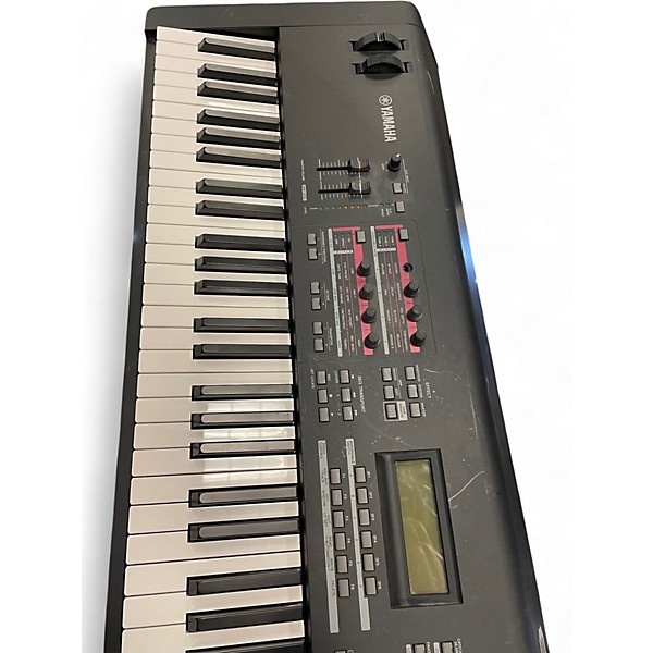 Used Yamaha MOX8 88 Key Keyboard Workstation