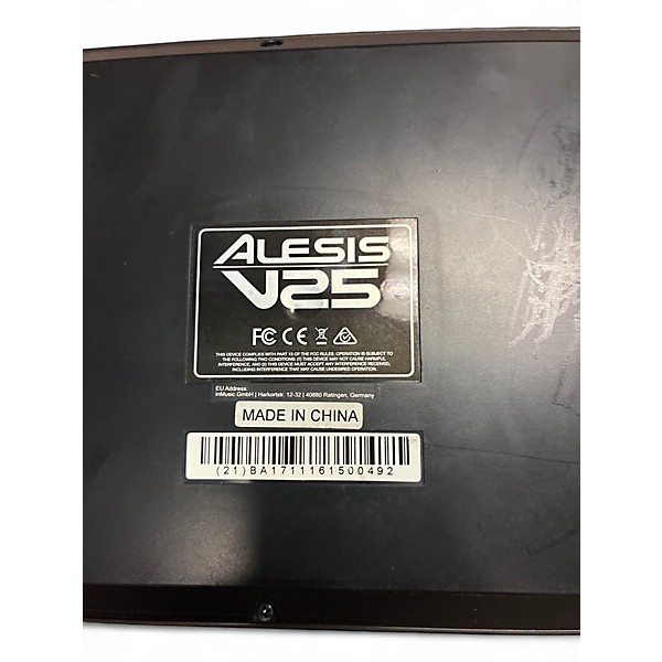 Used Alesis V25 25 Key MIDI Controller