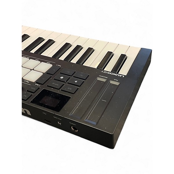 Used Novation Launchkey Mini MK4 MIDI Controller
