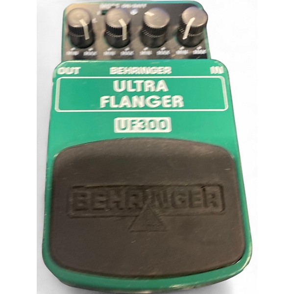 Used Behringer BUF300 Ultra Bass Flanger Bass Effect Pedal