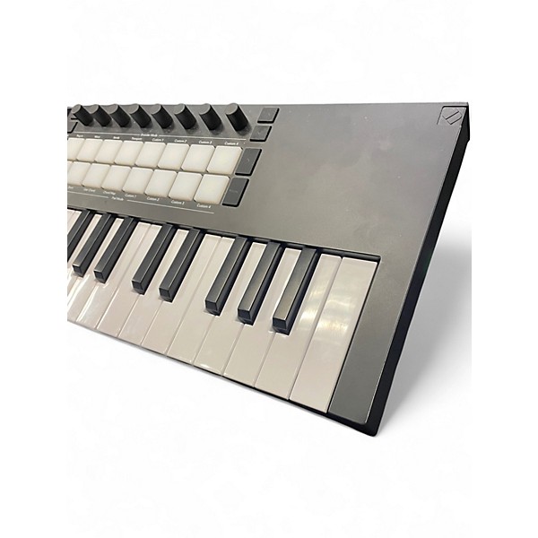 Used 2020s Novation Launchkey Mini MK4 MIDI Controller