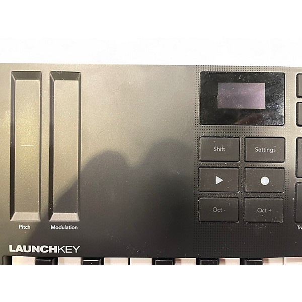 Used 2020s Novation Launchkey Mini MK4 MIDI Controller