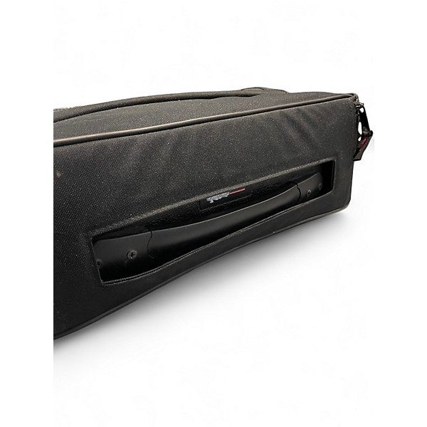 Used Gator Pedal Tote with G-BUS-8 Pedal Board
