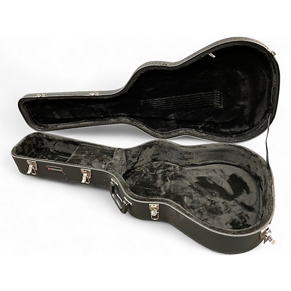 Used Road Runner RRDWC Acoustic Guitar Case