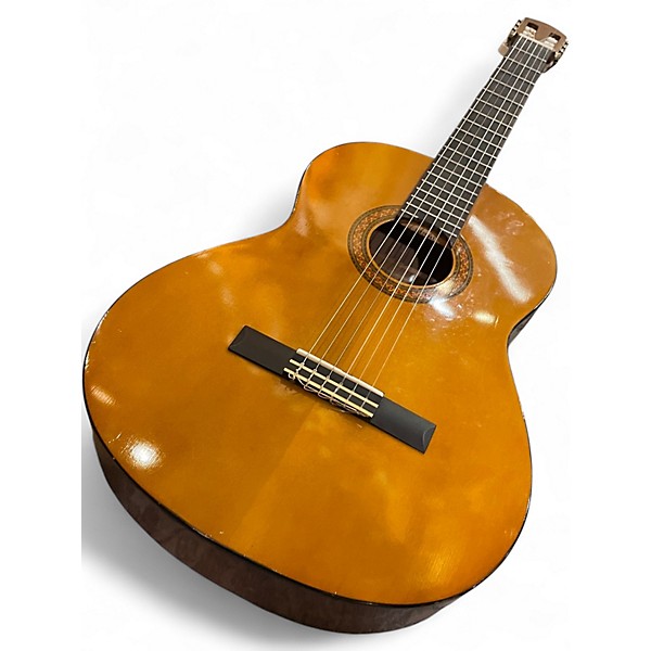 Used Yamaha C40 Natural Classical Acoustic Guitar