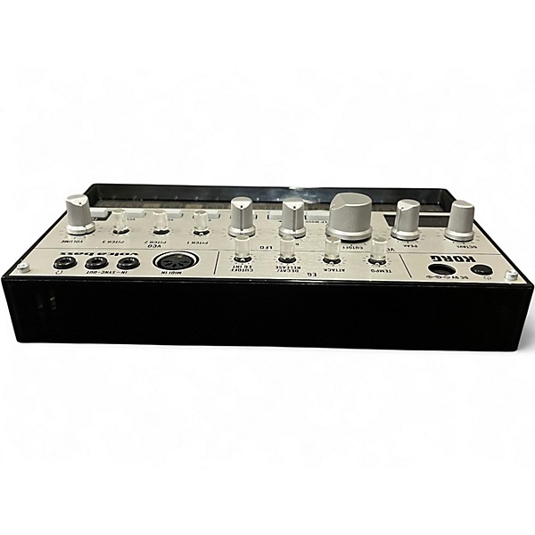 Used KORG VOLCA BASS Synthesizer