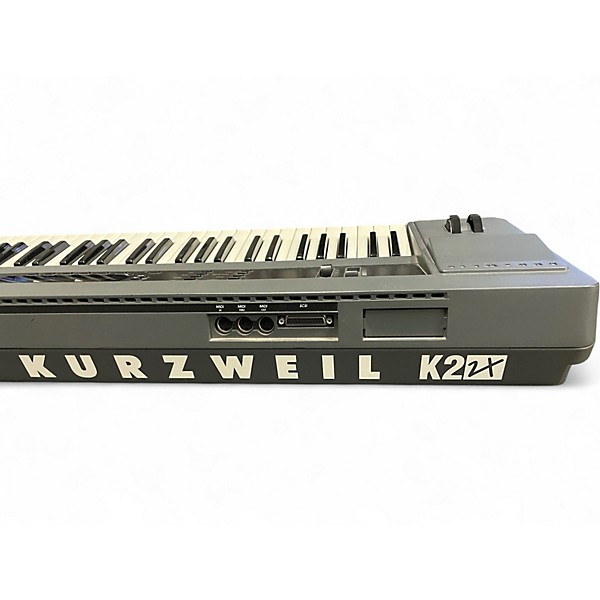 Used Kurzweil K2VX Keyboard Workstation