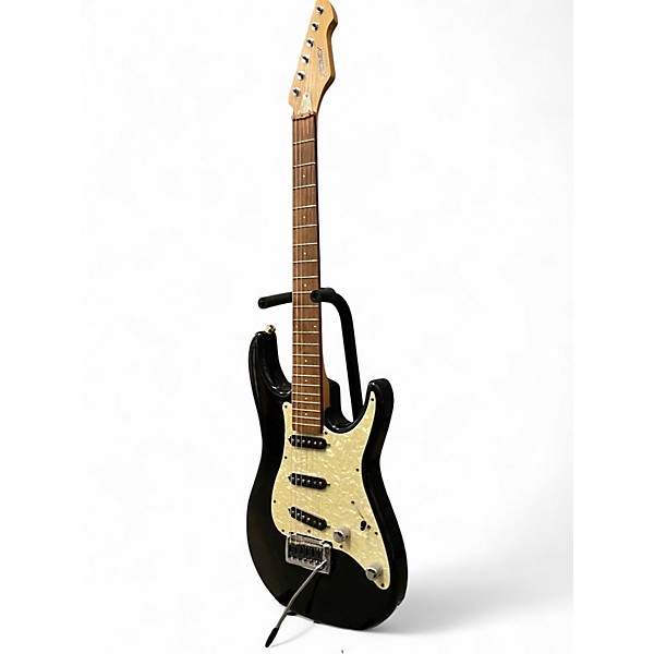 Used Peavey AXCELERATOR Black Solid Body Electric Guitar