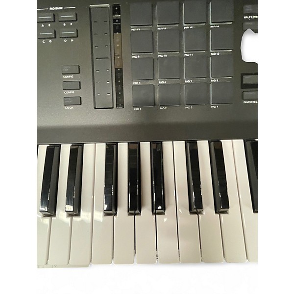 Used Akai Professional MPC Key 61 Keyboard Workstation
