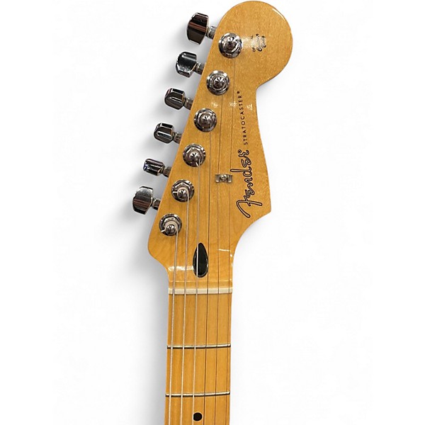 Used 2020 Fender Player Stratocaster Alpine White Solid Body Electric Guitar