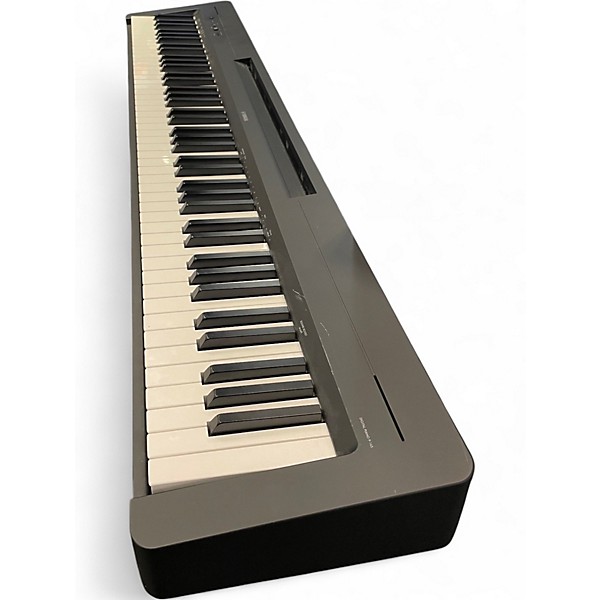 Used Yamaha p-145