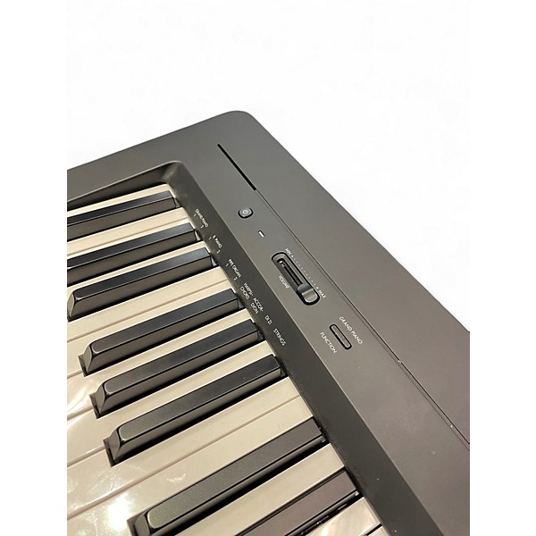 Used Yamaha p-145