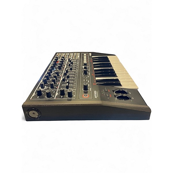 Used Arturia Minibrute 2 Synthesizer