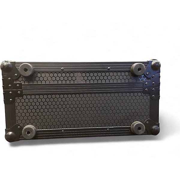 Used Creation BLACKOUT SERIES PEDALBOARD AND FLIGHT CASE Pedal Board