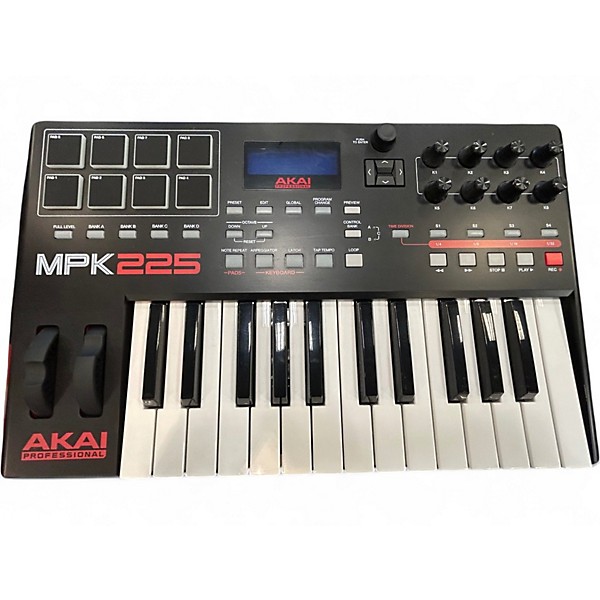 Used Akai Professional MPK225 25-Key MIDI Controller