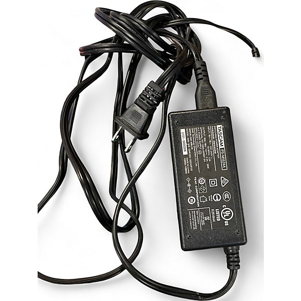 Used TASCAM MODEL 12 Unpowered Mixer