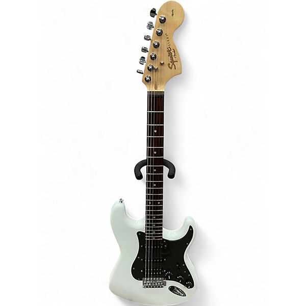 Used Squier Affinity Series Stratocaster HSS Olympic White Solid Body Electric Guitar