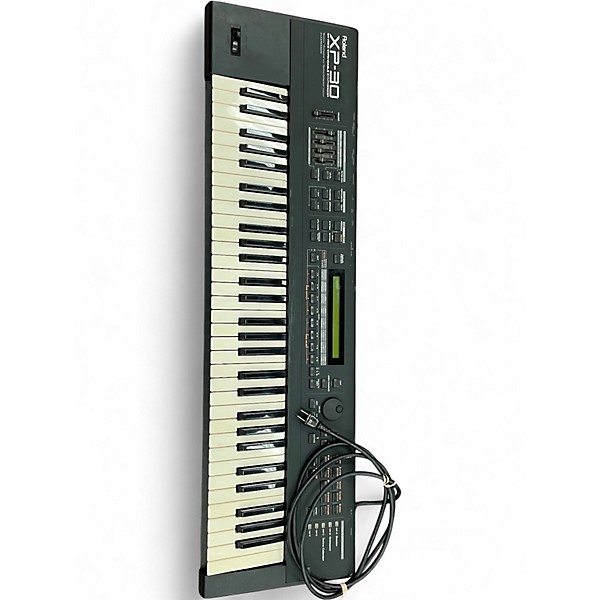Used Roland XP-30 Synthesizer