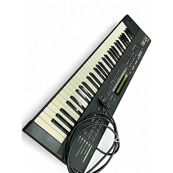 Used Roland XP-30 Synthesizer