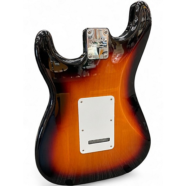 Used 2018 Fender FSR Classic Player 60's Stratocaster 2 Tone Sunburst Solid Body Electric Guitar