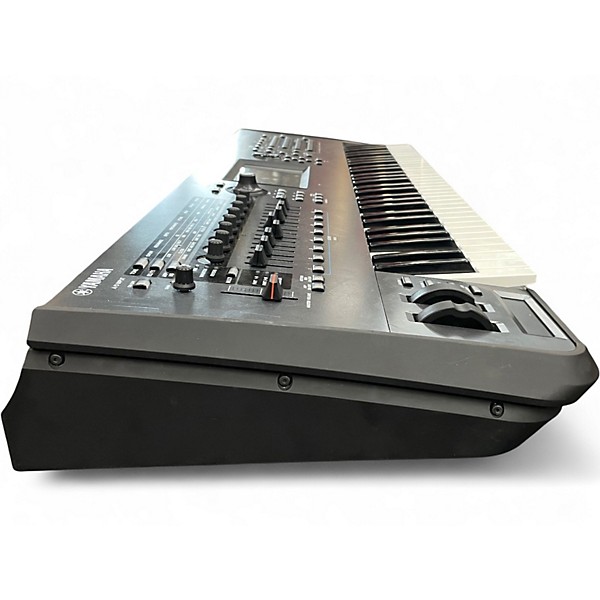 Used Yamaha Montage 6 61 Key Synthesizer