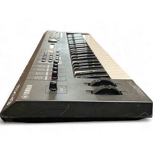 Used Yamaha MX49 49 Key Keyboard Workstation
