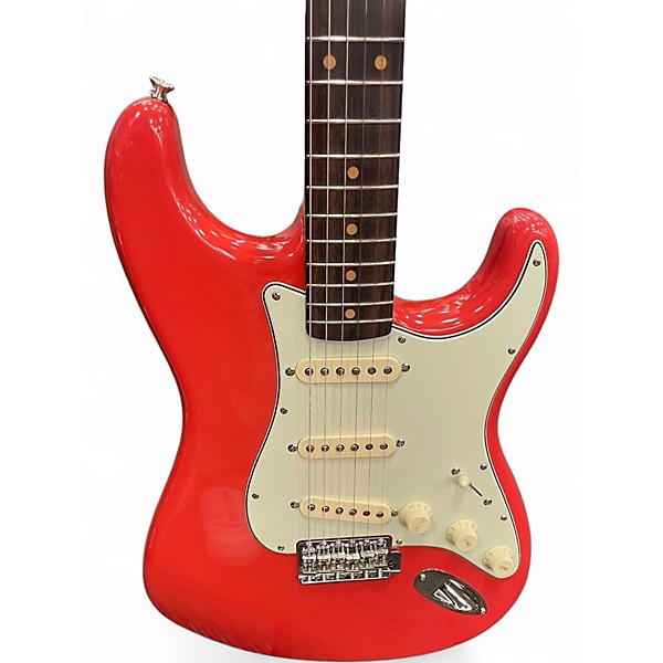 Used Fender 1961 AMERICAN VINTAGE II Fiesta Red Solid Body Electric Guitar