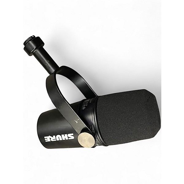 Used Shure MV7 Dynamic Microphone