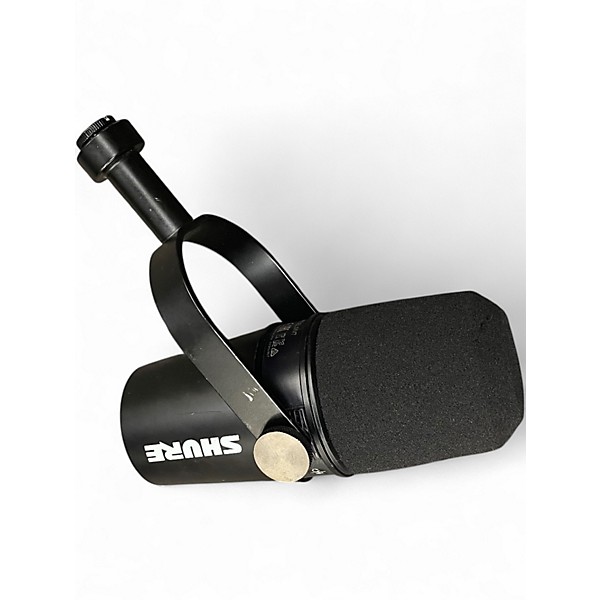 Used Shure MV7 Dynamic Microphone