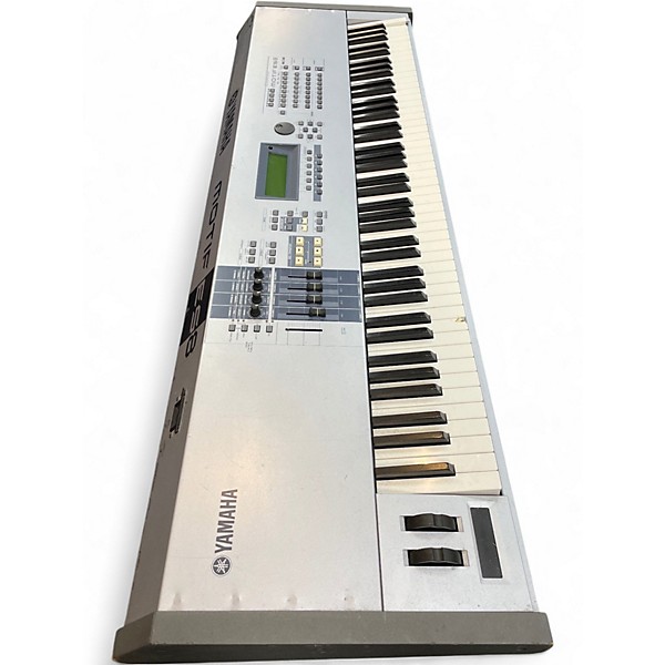 Used Yamaha Motif ES8 88 Key Keyboard Workstation