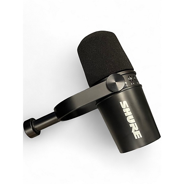 Used Shure MV7 Dynamic Microphone